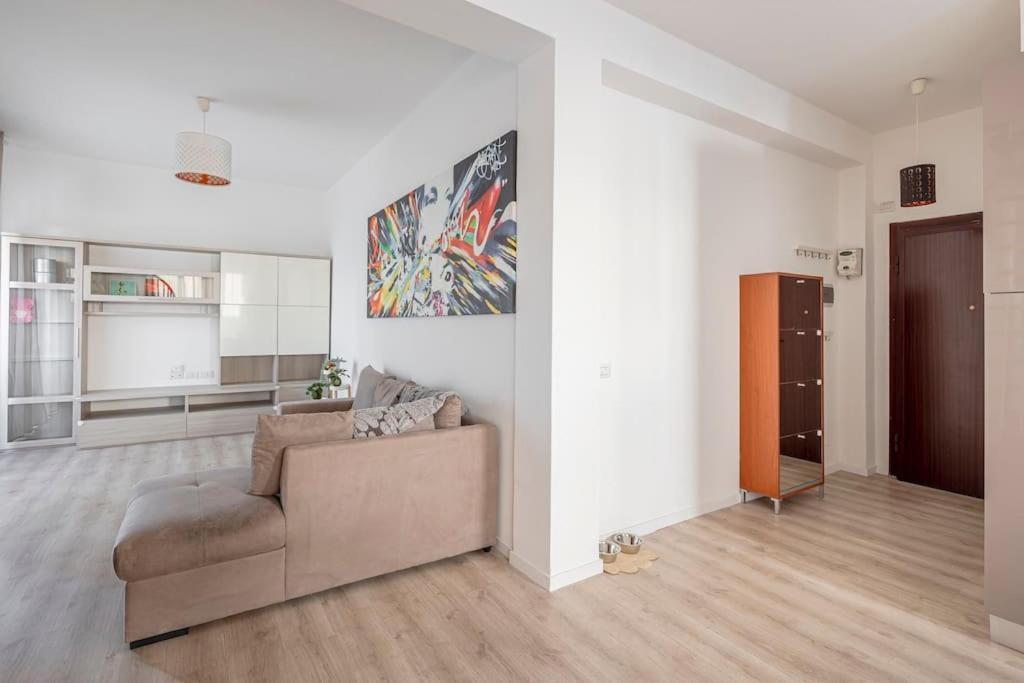 Cozy Appartament 1 Min From New Mm4 Argonne Milán Exterior foto