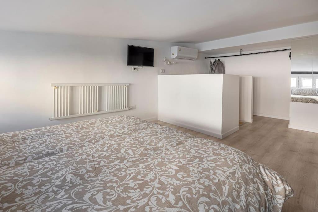 Cozy Appartament 1 Min From New Mm4 Argonne Milán Exterior foto